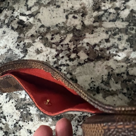 Louis Vuitton Damier Geronimos - Picture 5 of 16